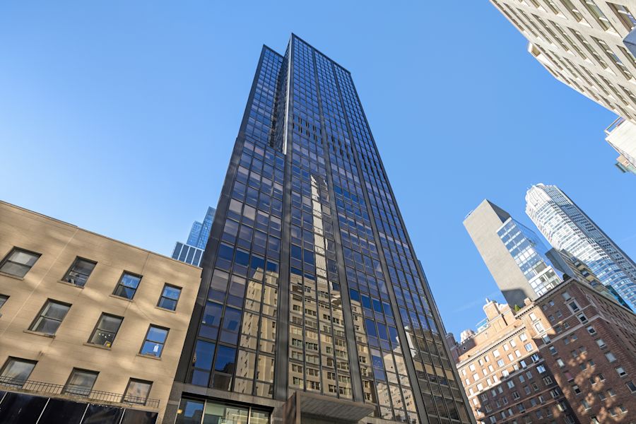 1370 Avenue of the Americas