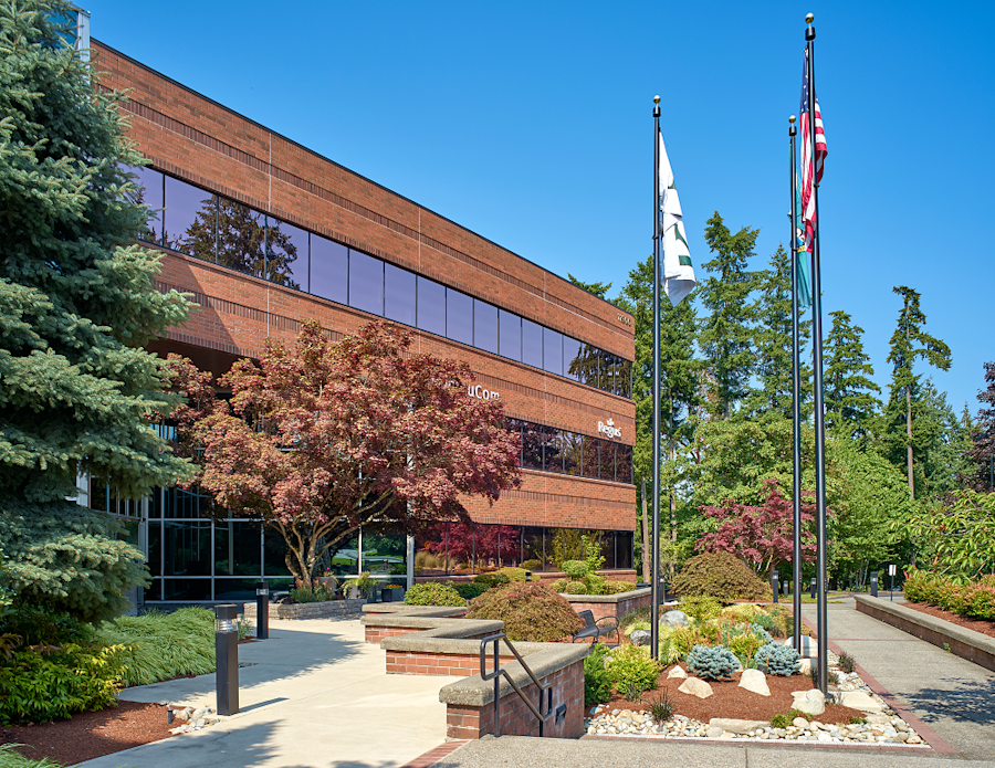 Ridgewood Corporate Center - 310 120th Avenue Northeast