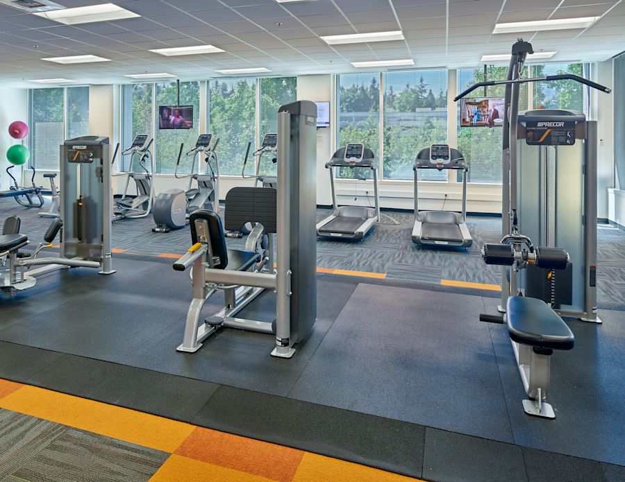 Sunset Corporate Campus - 13810 Southeast Eastgate Way