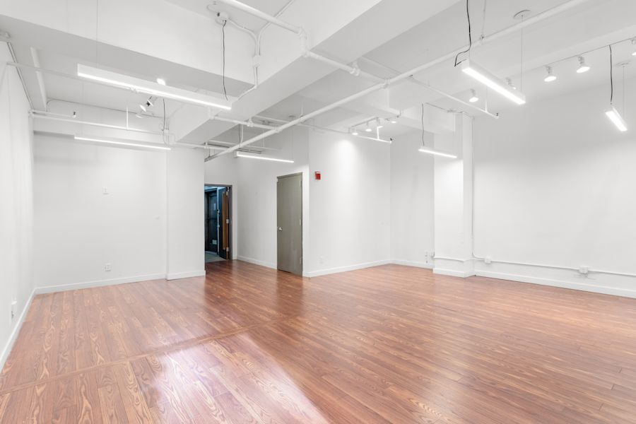 Main Area 1 - Partial 5th Floor, Suite 500 - 494 Eighth Avenue