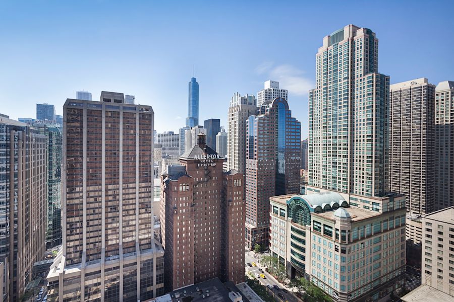 Olympia Center - 737 North Michigan Avenue