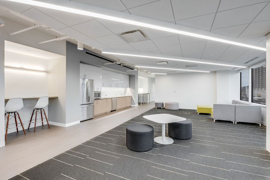 Main Area 1 - Partial 5th Floor, Suite 560 - Presidential Tower - 2550 South Clark Street