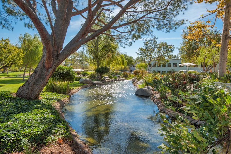 Corporate Pointe at West Hills - 8407 Fallbrook Avenue C