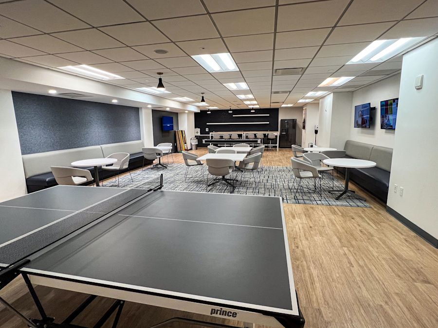 Gateway Center - 420 Fort Duquesne Boulevard