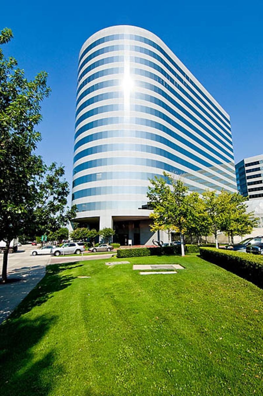 The Colonnade Addison - 15301 Dallas Parkway