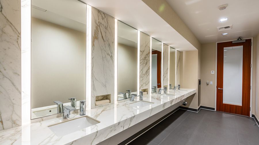 Stadium Tower - 2400 East Katella Avenue