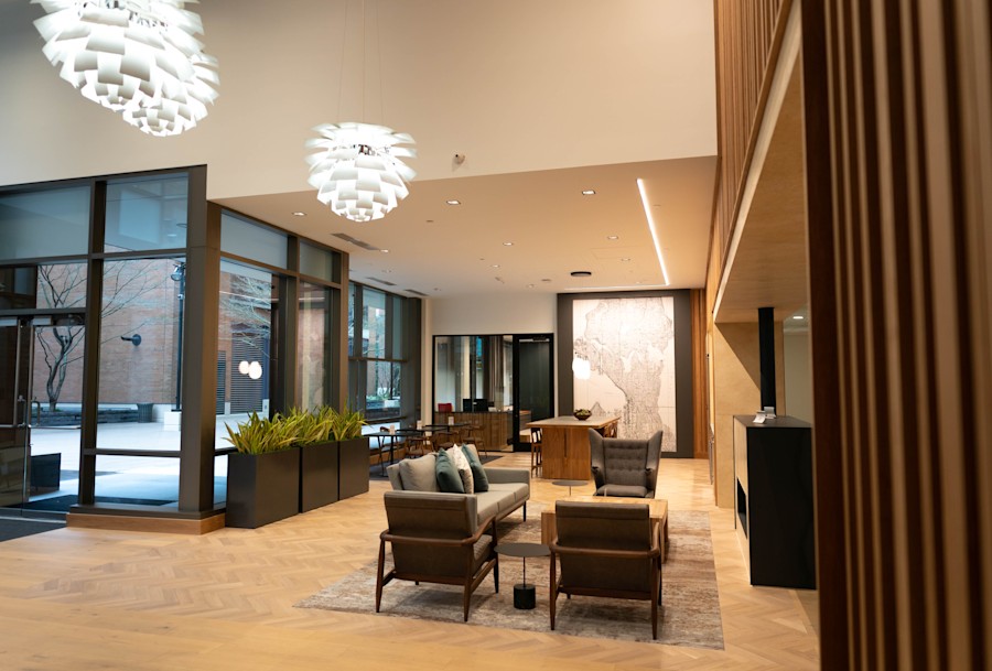 Seattle Union Station - 605 Fifth Avenue South