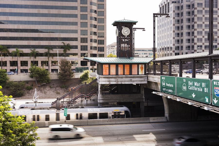 Pasadena Towers - 55 South Lake Avenue