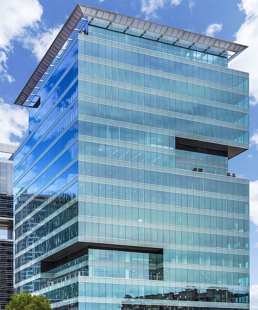 Regions 615 - 615 South College Street