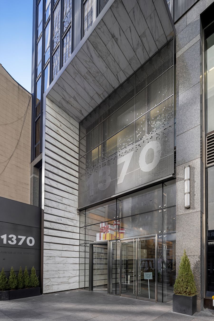 1370 Avenue of the Americas