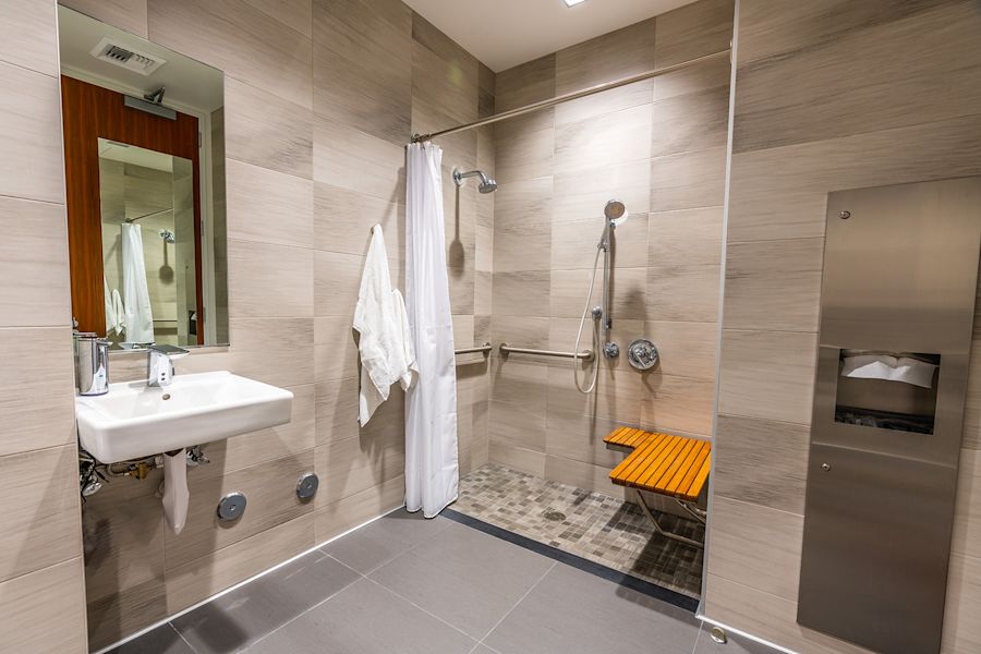 Stadium Tower - 2400 East Katella Avenue