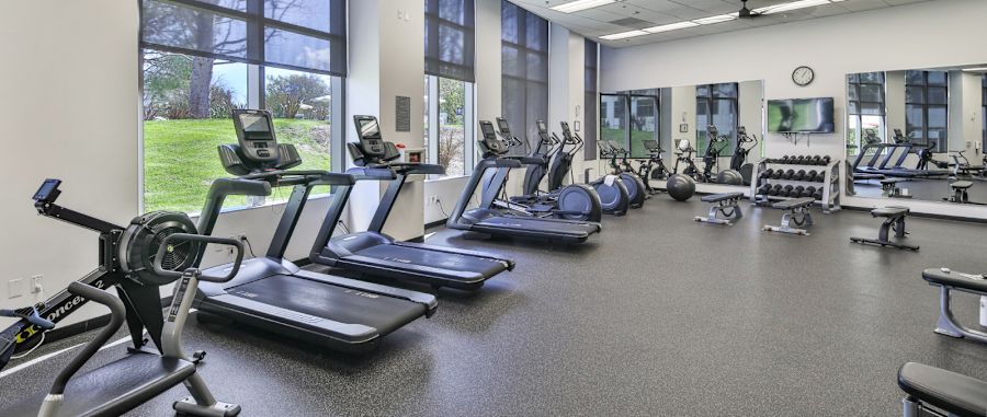 Corporate Pointe at West Hills - 8407 Fallbrook Avenue C