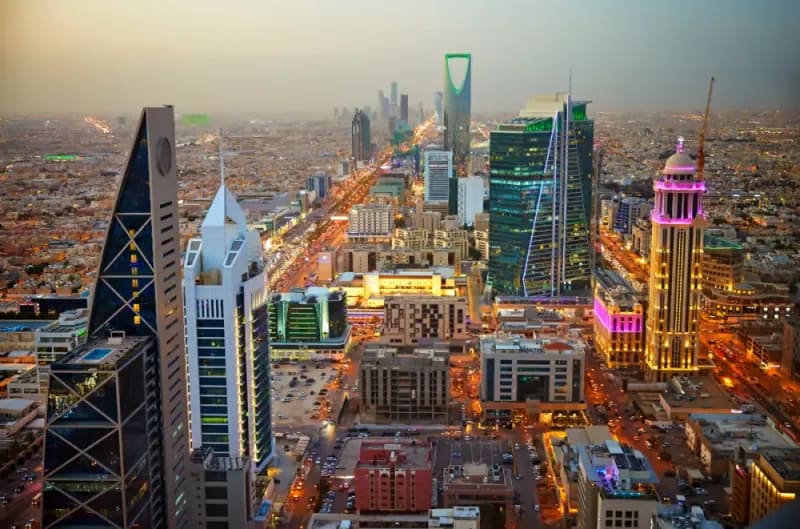 15 Days Saudi Dubai and Egypt Tour