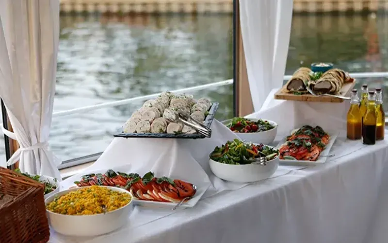 Lunch on Board — Giftun Island Snorkeling Trip