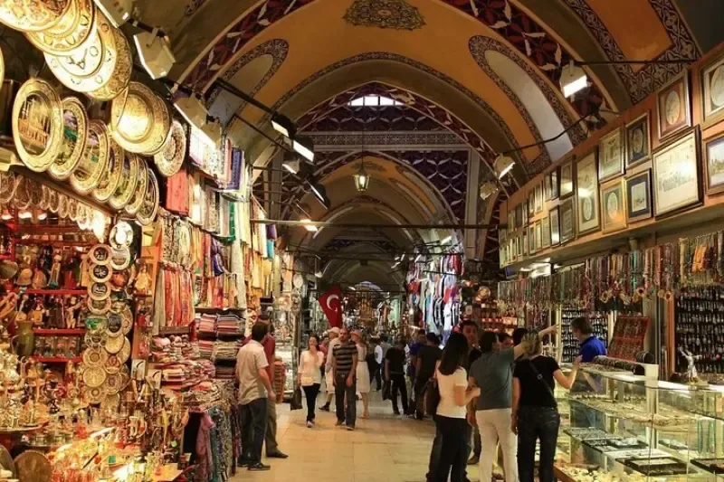 Luxor Horse Carriage Evening Tour — The Ancient City at Dusk