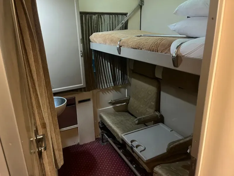 Sleeping Tranin | Egypt For Travel