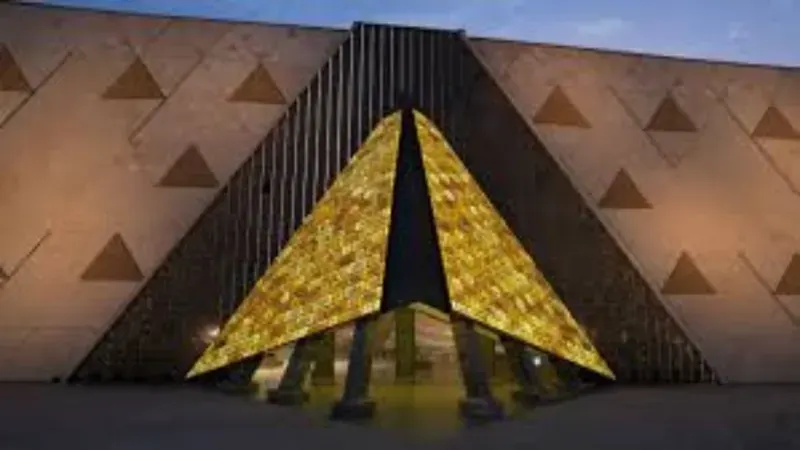 Tour Corto Al Nuevo Museo De El Cairo