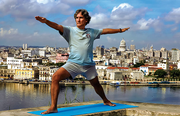 El yoga también ha echado raíces en Cuba