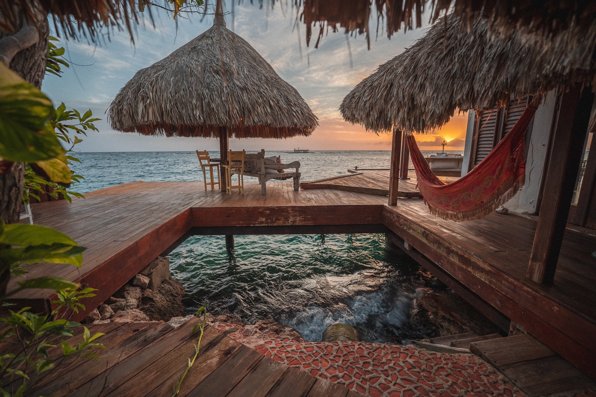 Aruba, a “happy” and “vaccinated” island
