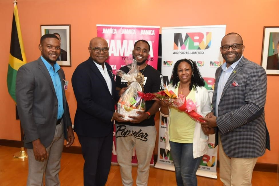 Jamaica Welcomes one Millionth Stopover Visitor for 2022
