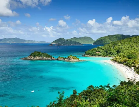 Los 4 destinos menos famosos del Caribe que están en tendencia este año