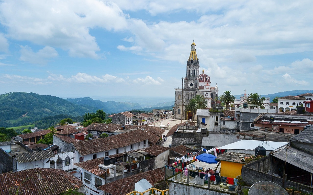 México recibió casi 21 millones de turistas internacionales en el primer semestre, un 11,7 % más