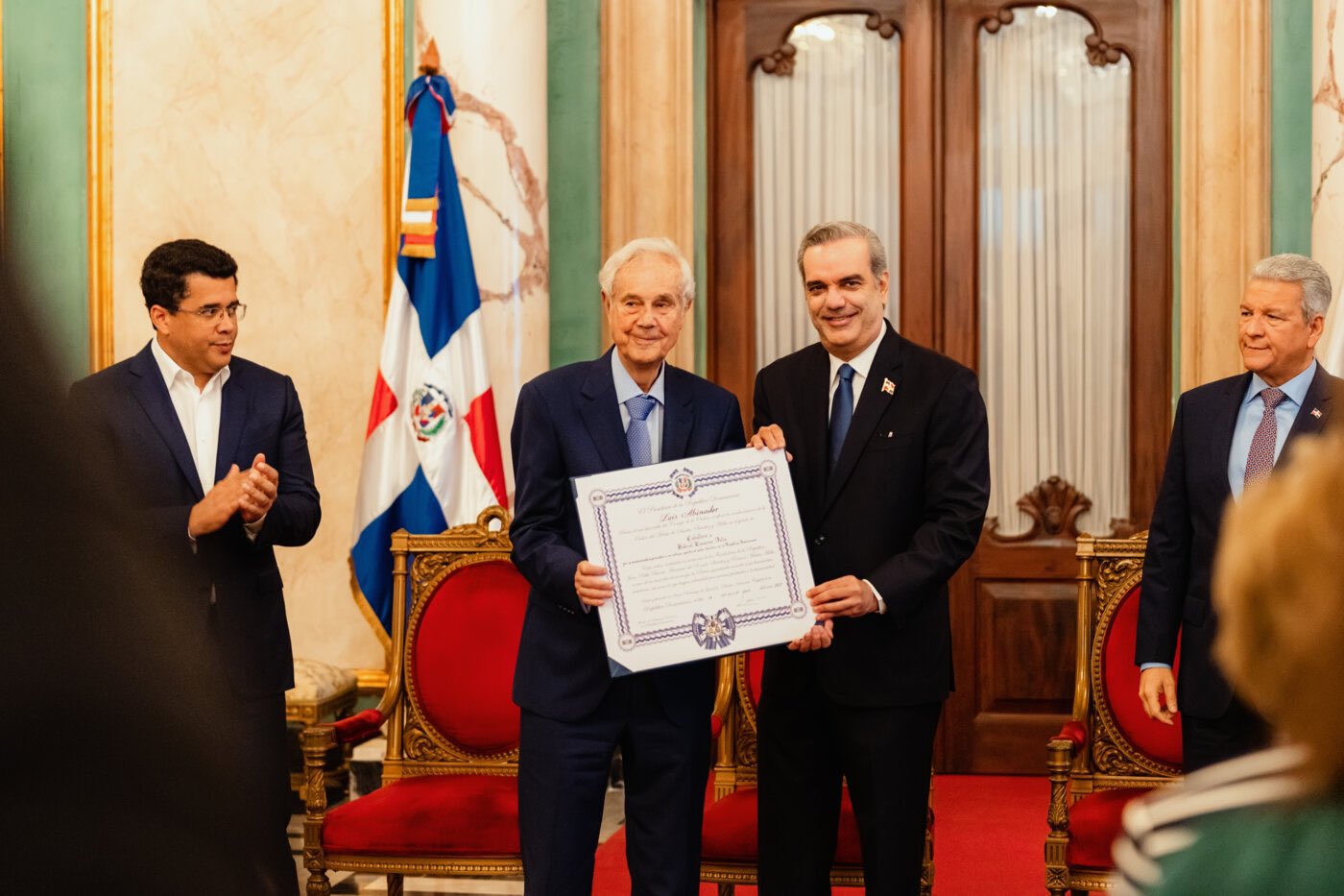 República Dominicana condecora a Gabriel Escarrer Juliá con la Orden al mérito de Duarte, Sánchez y Mella