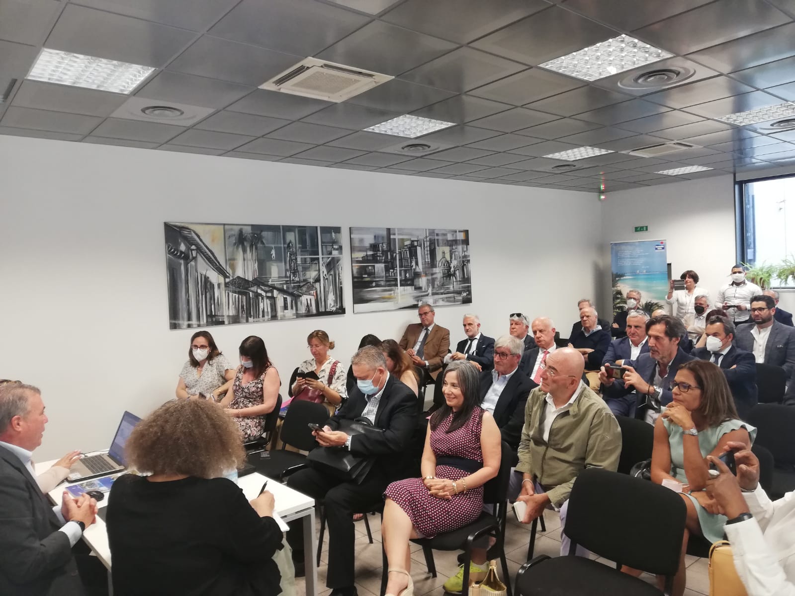 Ministro de Turismo cubano presentó en Italia nueva campaña de promoción turística Única