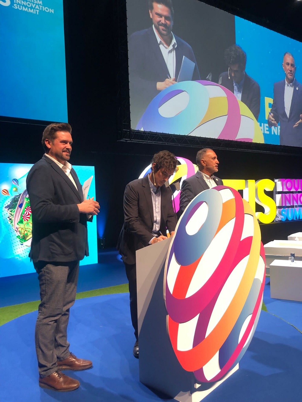 TIS-Tourism Innovation Summit, IGLTA y Queer Destinations firman acuerdo para impulsar turismo LGBTQ+