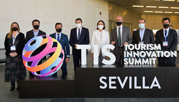 La ministra de Industria, Comercio y Turismo del Gobierno de España clausura el Tourism Innovation Summit