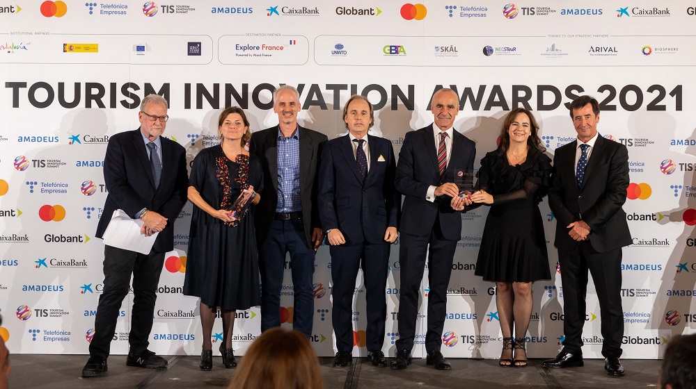 Tourism Innovation Awards 2021: gestión hotelera de residuos orgánicos, un camarero humanoide robótico y una iniciativa turística para personas con problemas de audición