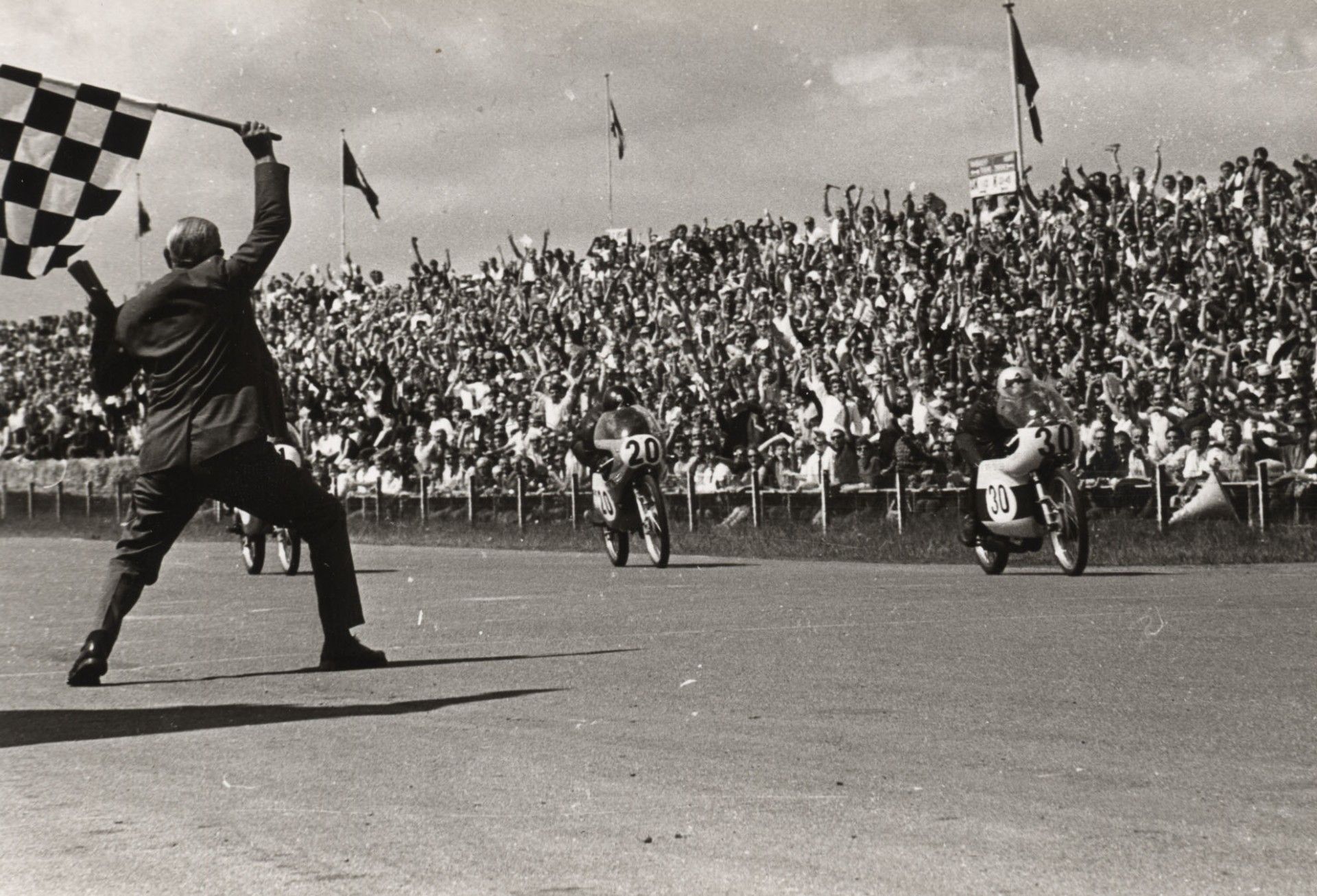 Span strong. Кастро Бейсбол. Rodolfo Castro Baseball.