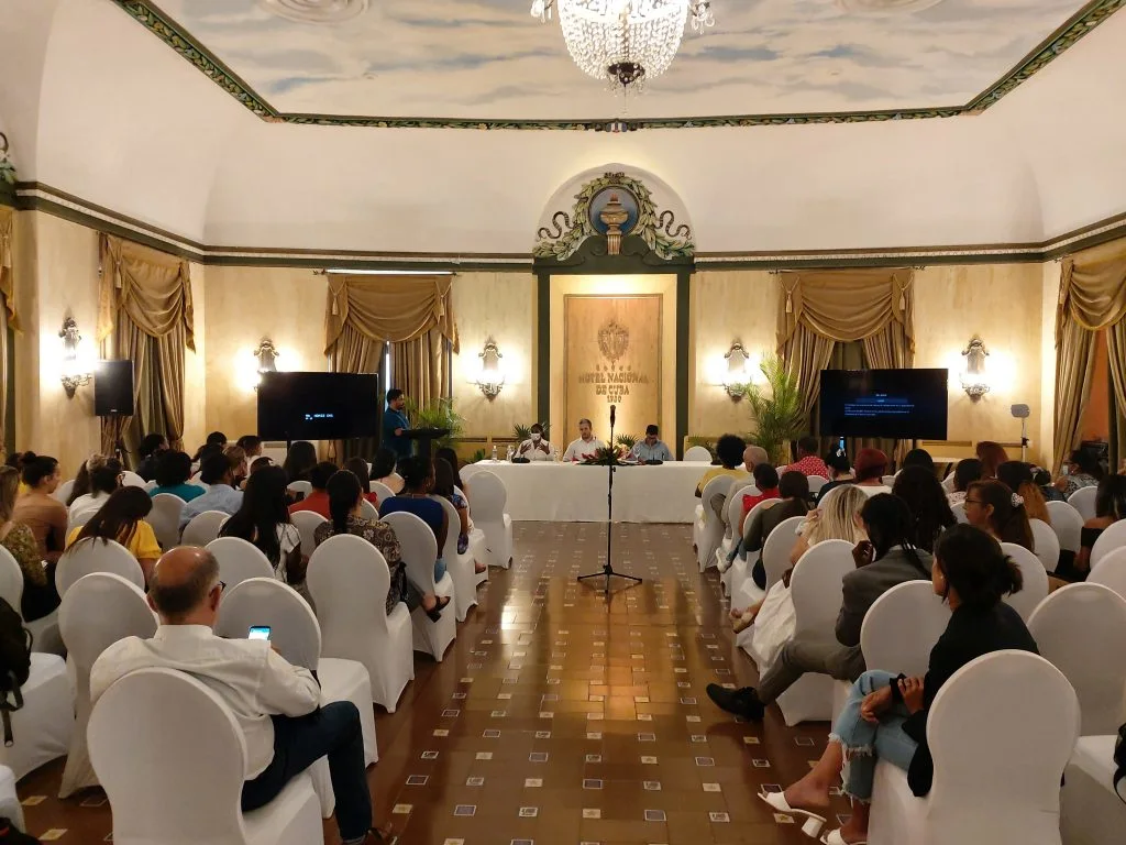 Realizado el primer Taller sobre Gestión Hotelera en la Facultad de Turismo de Cuba