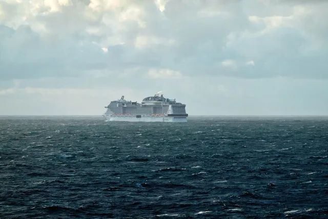 Caribbean cruise the prize in Cunard’s biggest ever travel agent contest