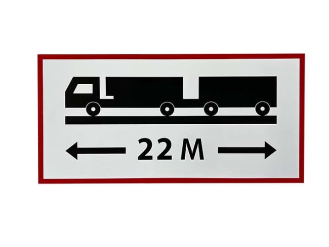 Skilt 22m lang lastebil
