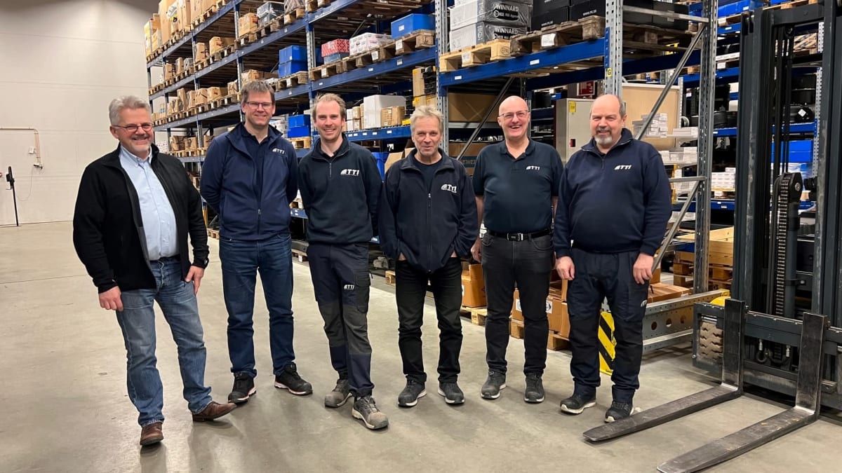 Gjengen i Trondheim har bakgrunn og bred erfaring innen lastebil og henger, og de har jobbet i TTI fra 6 til 20 år. Fra venstre: Hellbjørn Forren, Johan Kleveland, Erlend Jermstad, Ole Christian Berget, Arild Refseth og Rune Jørgensen.