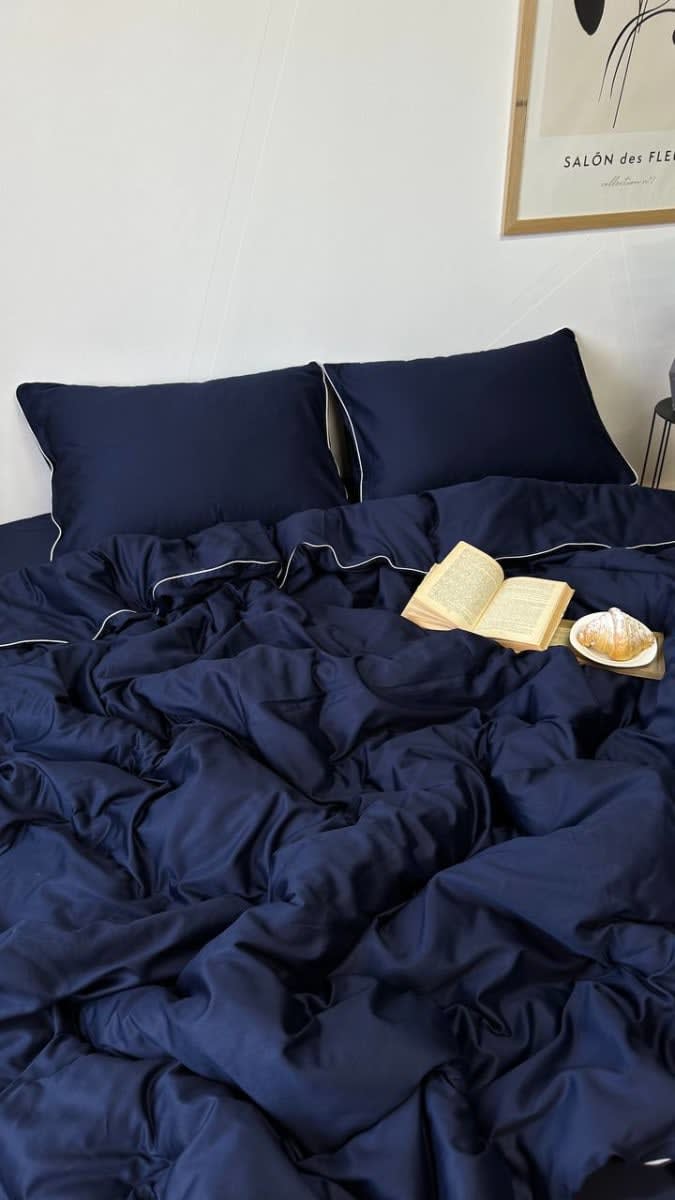 Сатин PREMIUM з кантом — Глибокий синій / білий кант — фото 7
