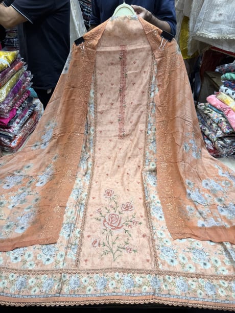 Muslin panel 