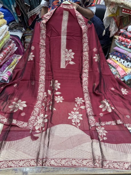 Kanjivaram Silk Flower Design
