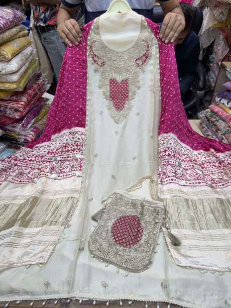 Viral Rajwada Silk with Potli Bag