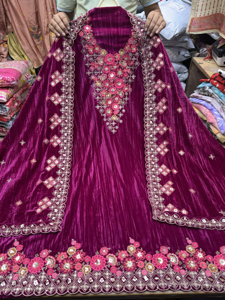 Crush Velvet with Multicolour Embroidery (9000) 
