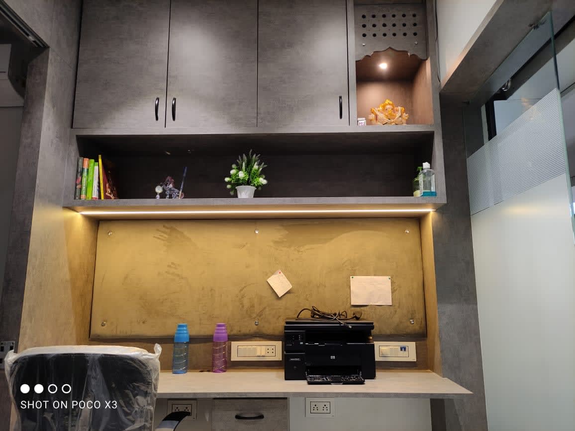 Office for Rent in Vesu, Surat — photo 1