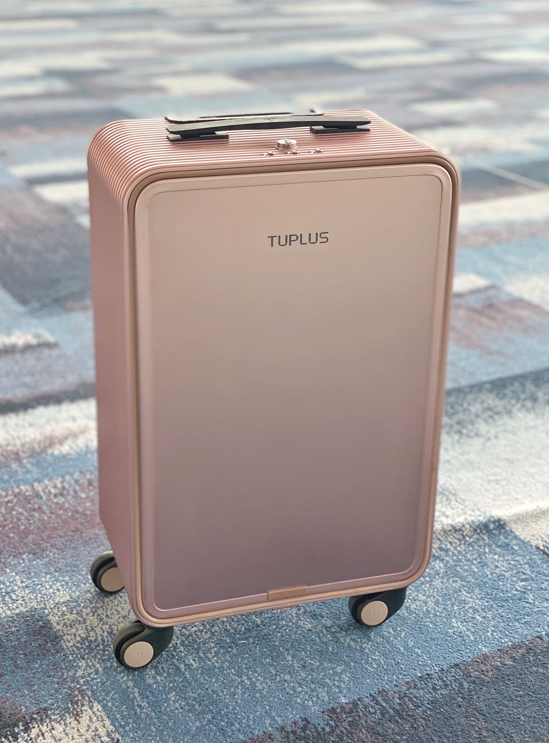 tuplus suitcase