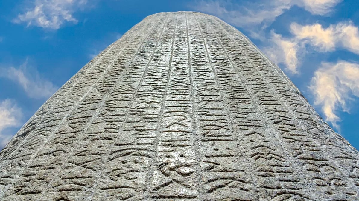 Dil İncelemeleri Serisi: Runik - Göktürk Alfabesi 11 Bilge Kağan Yazıtı Günümüz Türkçesi | Türkçe Tarih