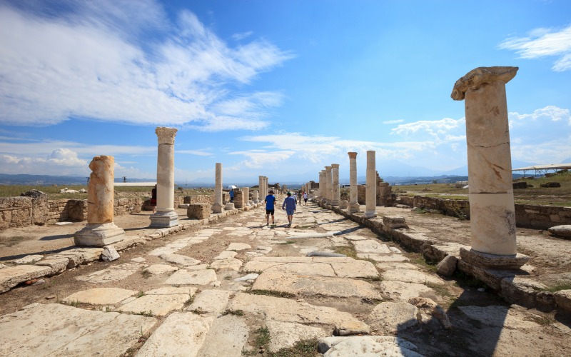 Laodikya Antik Kenti Yapıları