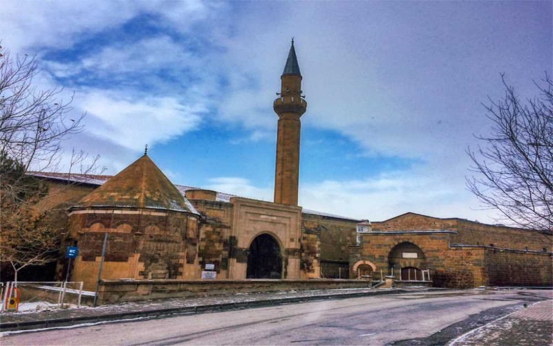 Sungurbey Cami Niğde gezilecek yerler