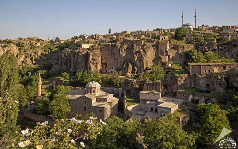 Kilise Cami Aksaray gezilecek yerler