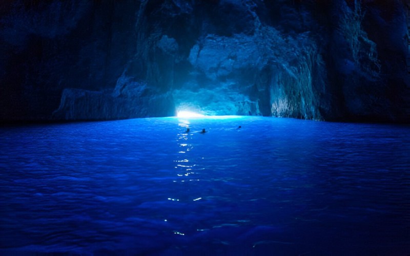 Meis adası gezilecek yerler mavi mağara