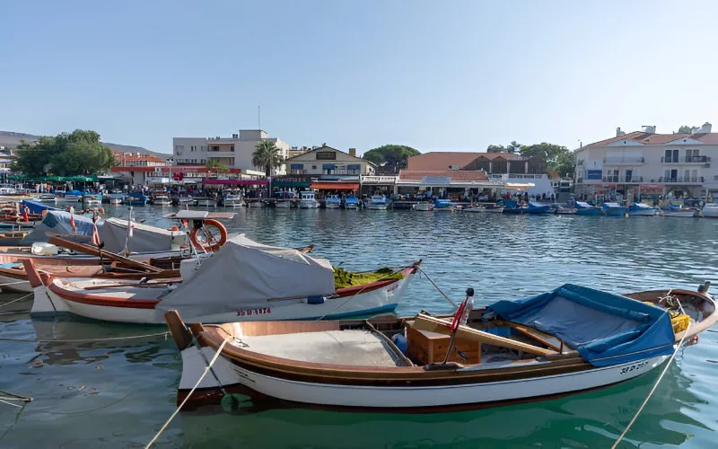 Foça'da Gezilecek Yerler Eski Foça