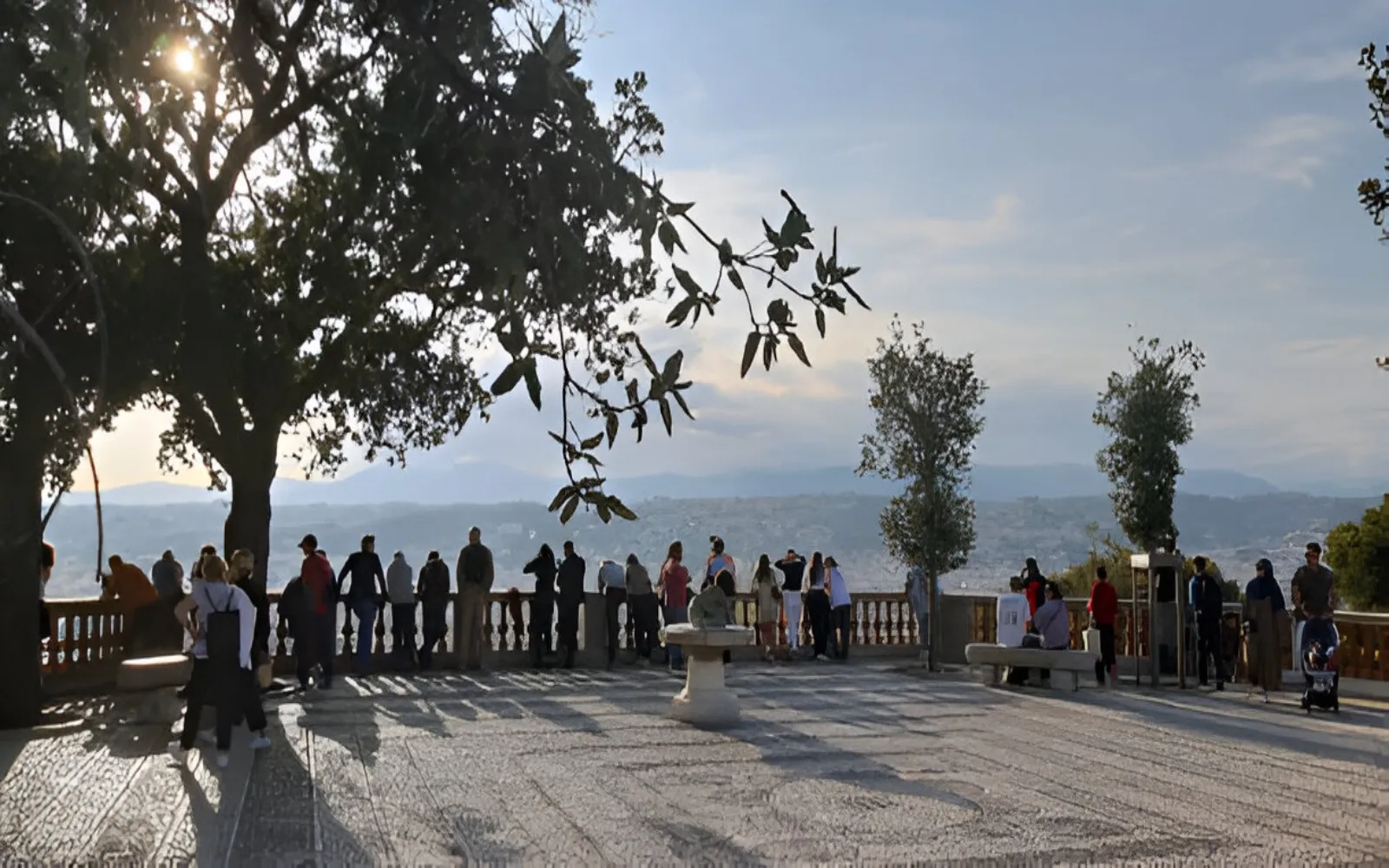 Nice Gezilecek Yerler Colline du Château